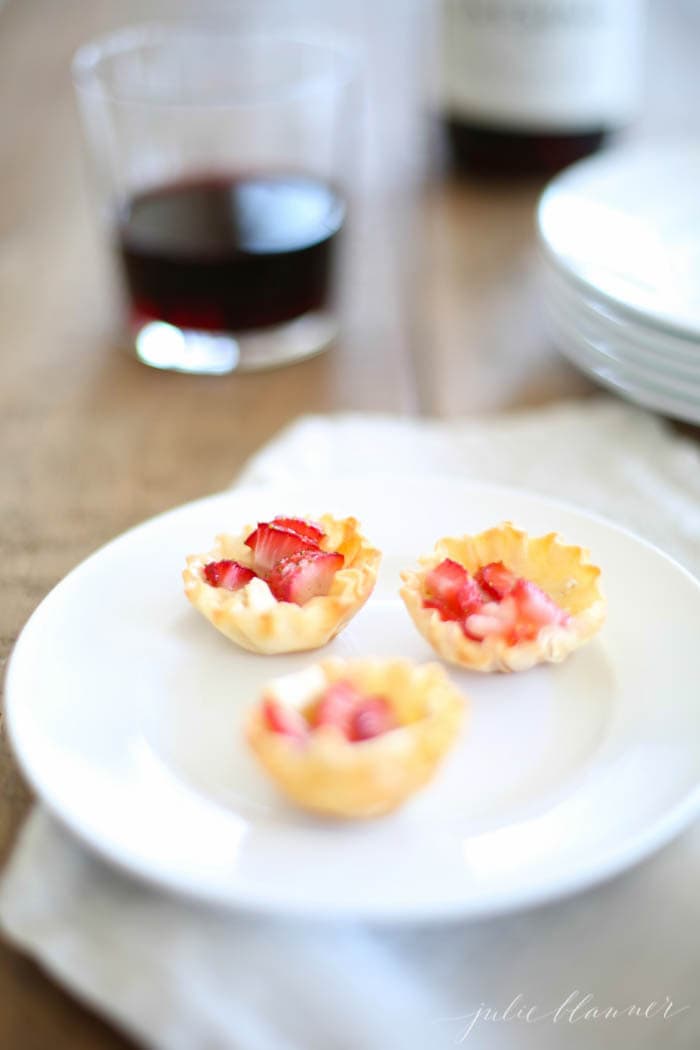 Strawberry Brie Bites Easy Appetizer