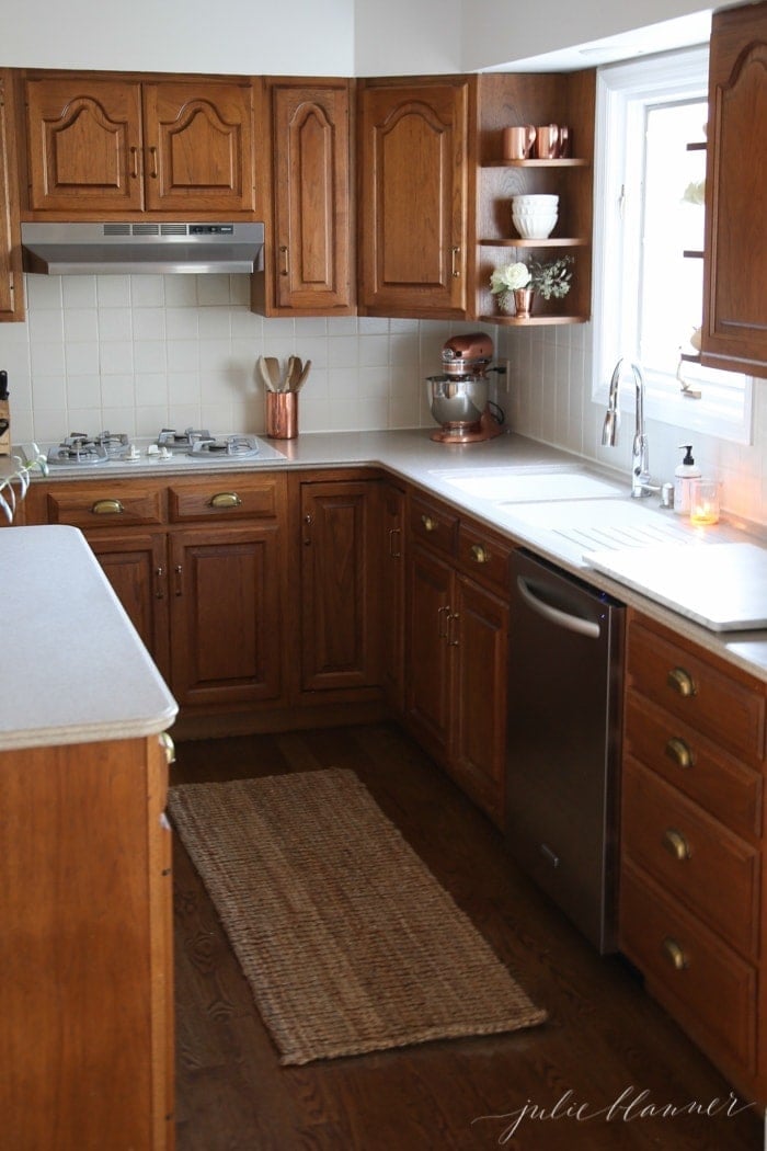 A Simple Kitchen Makeover without Paint