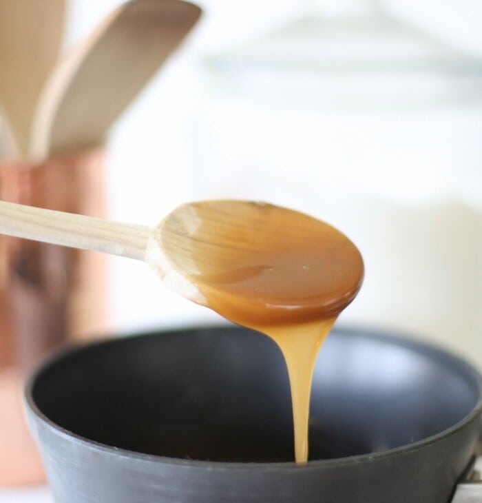 Easy 5 minute salted caramel sauce to top puddings, cakes, french toast, or dip apples!