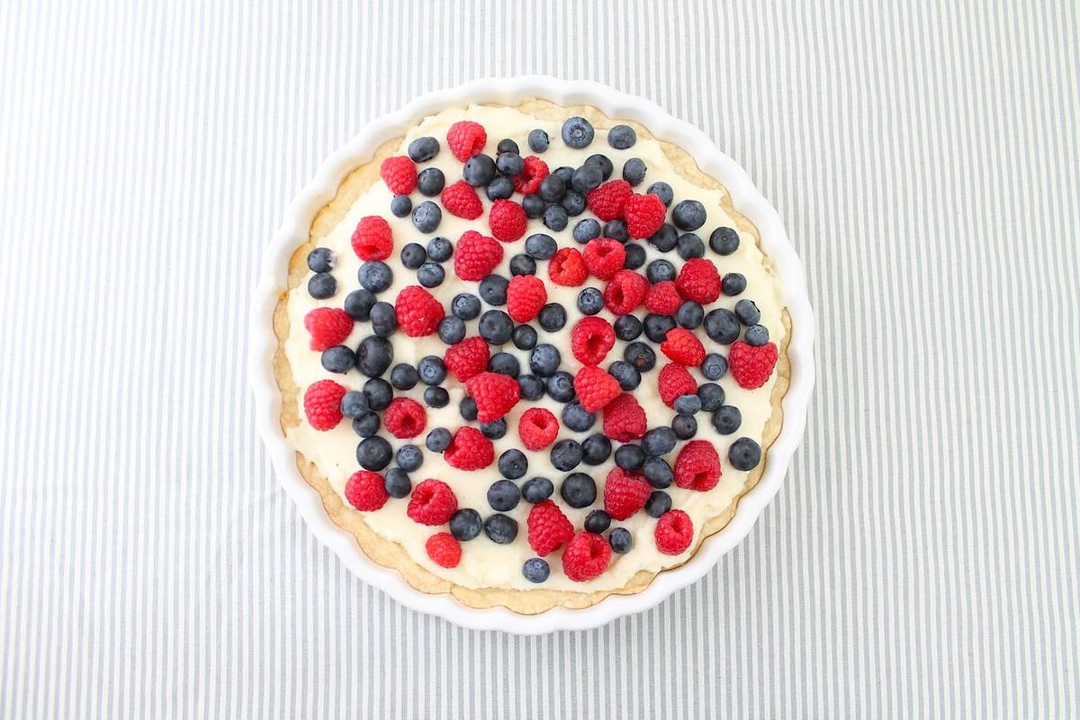 Beautiful & refreshing fruit tart recipe on a sugar cookie crust