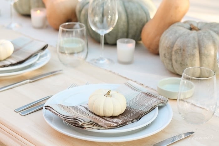 Thanksgiving table ideas | Easy 10 minute fall table setting