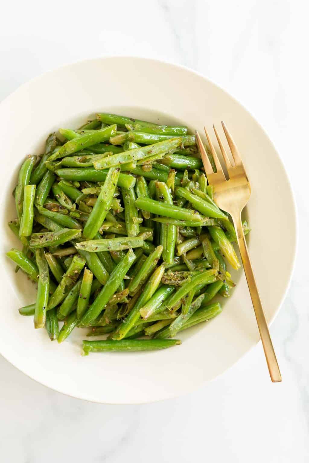 Easy and Delicious Seasoned Green Beans Julie Blanner