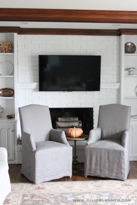 Learn How To Hide Tv Wires In A Wall, How To Mount A Flat Screen Tv Over Fireplace And Hide The Wires