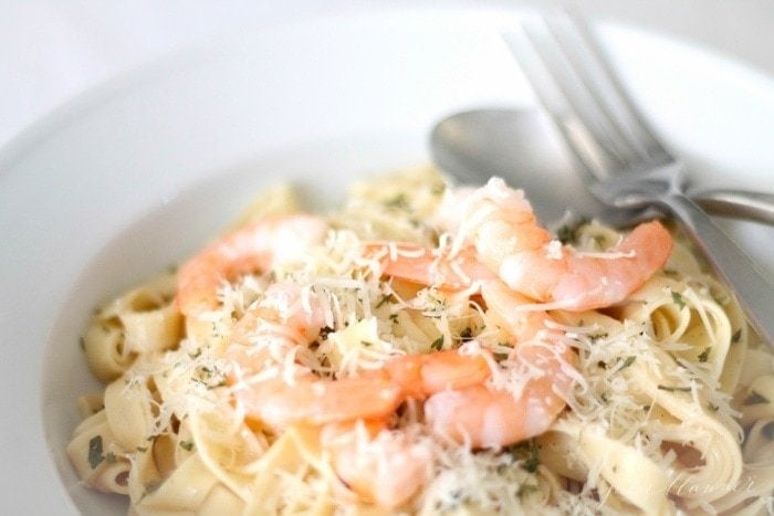 Easy white wine sauce for pasta - perfect for adding chicken or seafood