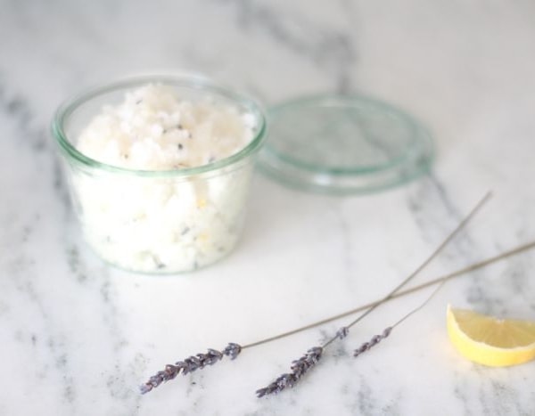 homemade lavender & lemon sugar scrub recipe