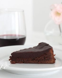 Chocoholic? This pie's for you! Rich & creamy chocolate pie recipe