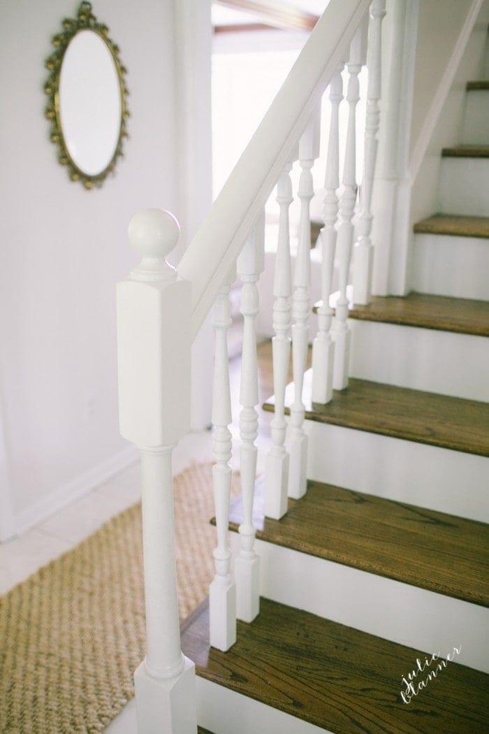 pretty foyer makeover with easy to do ideas