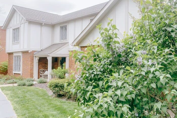 Tudor Paint Colors | An Updated Palette for Your Tudor Home