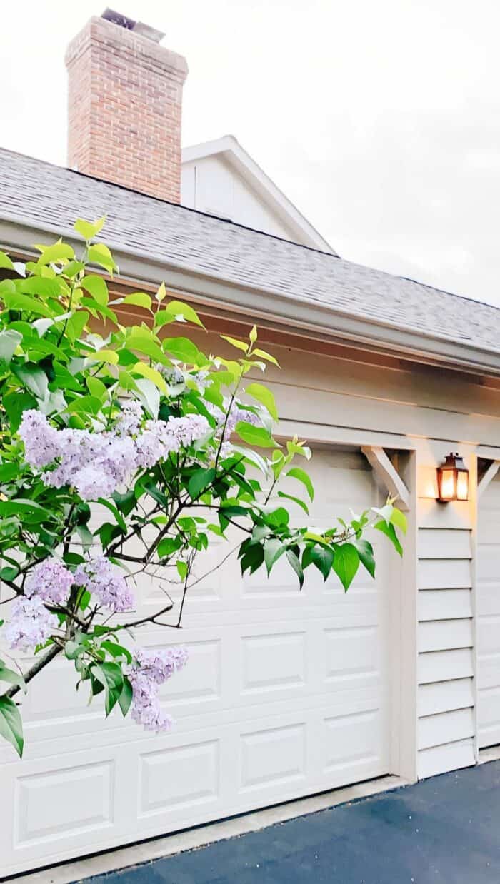 Tudor Paint Colors | An Updated Palette for Your Tudor Home