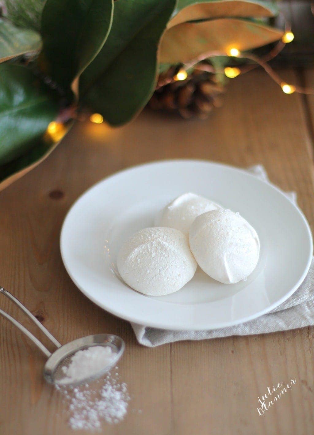 Snowball cookie recipe - a beautiful, crunchy cookie at just 30 calories each!