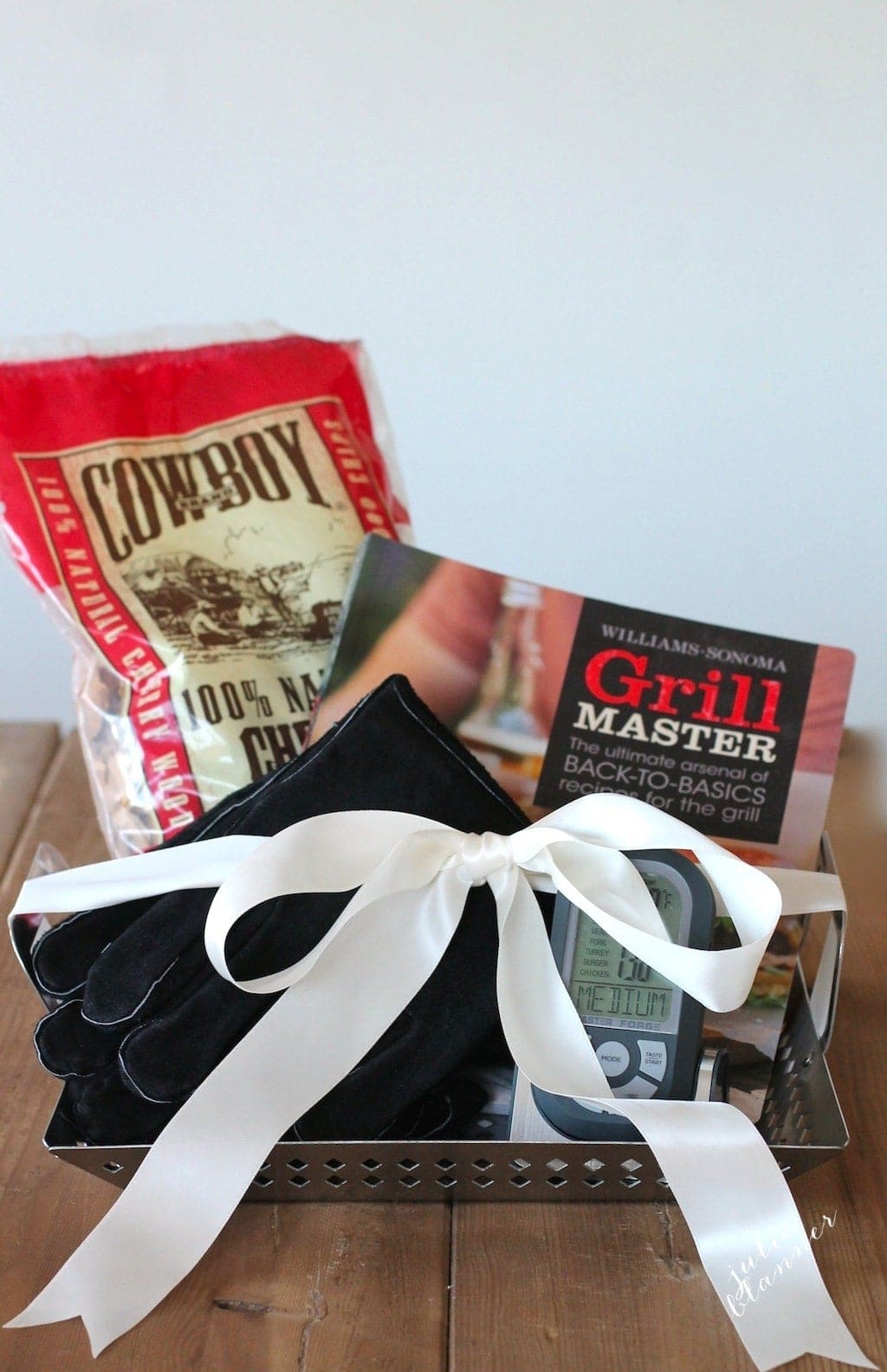 6 Gifts in a Basket | Grilling Gift Basket Idea