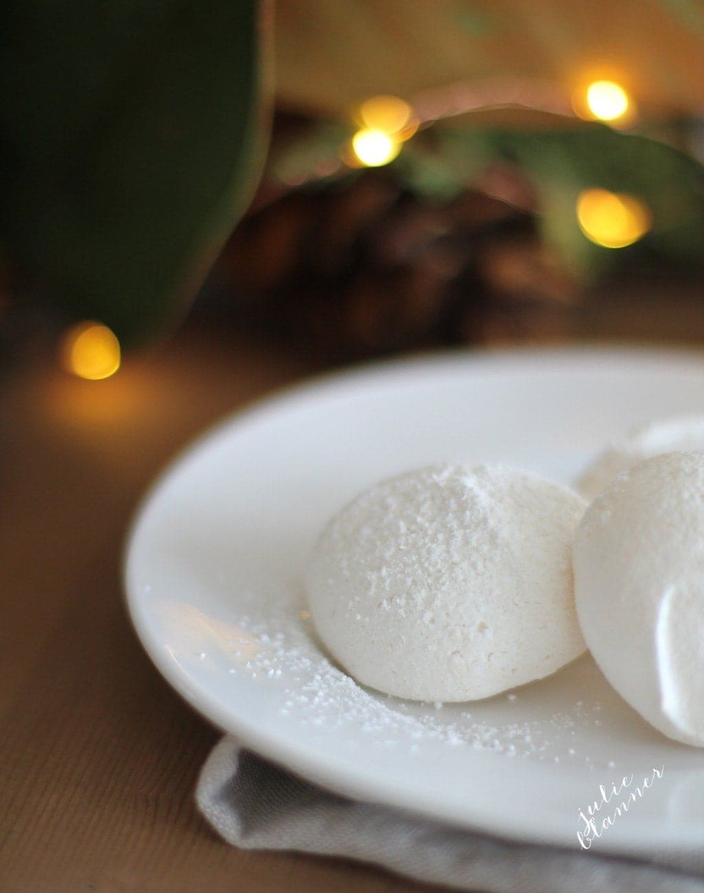 2 ingredient gluten free Christmas cookies that are just 30 calories each! Meringue Snowballs
