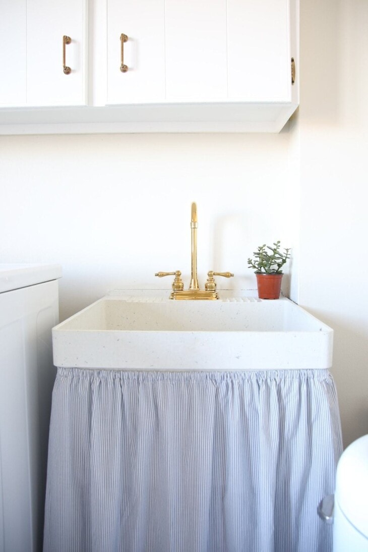 Modern Laundry Room | Julie Blanner