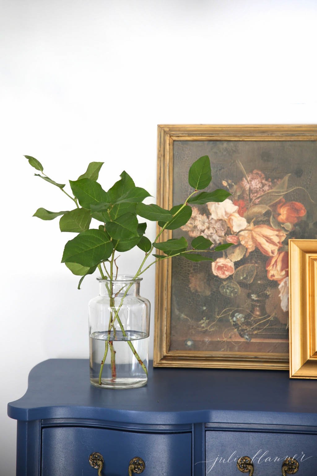 Pretty office credenza