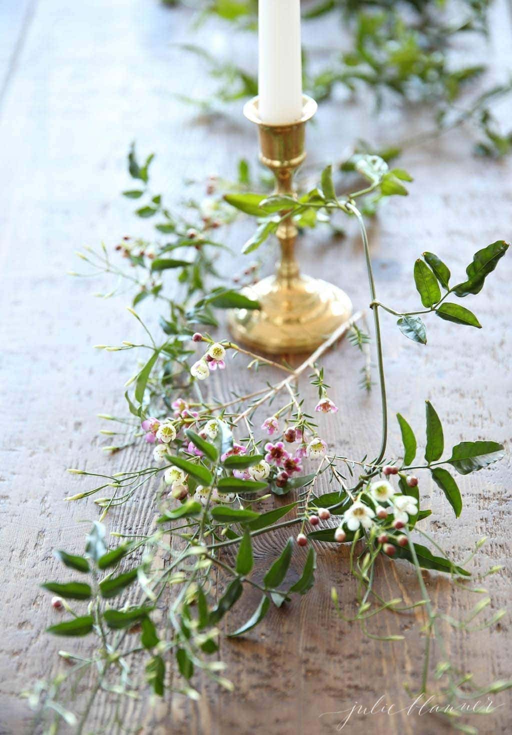 7 easy do it yourself Easter centerpieces