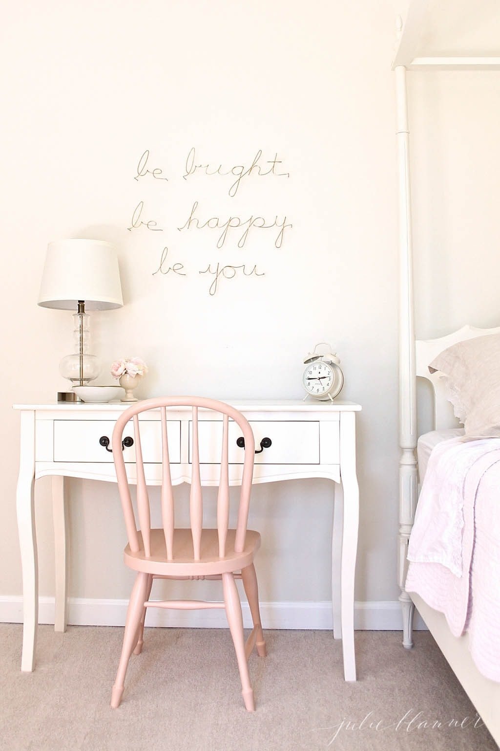 MAMA Jots: Girls Room