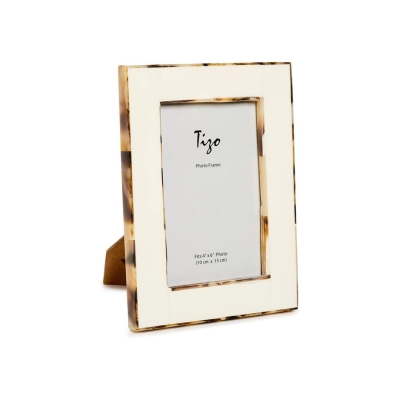 A gold picture frame in an Amazon Mother's Day gift guide