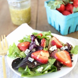 Strawberry salad with poppyseed vinaigrette