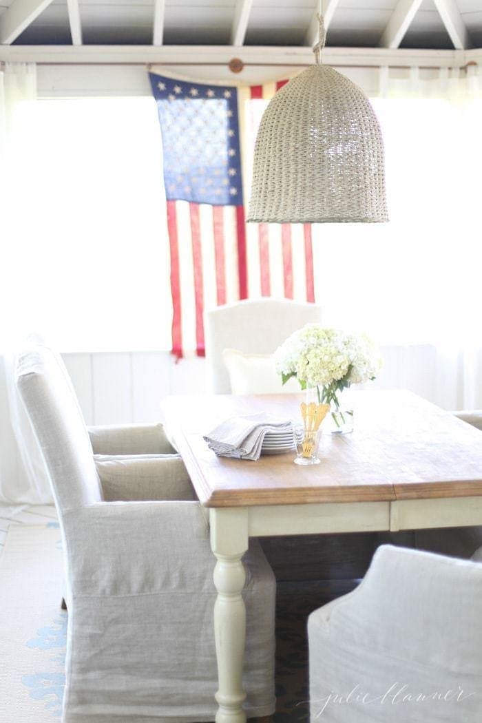 Simple 4th of July Decorations with a touch of classic Americana