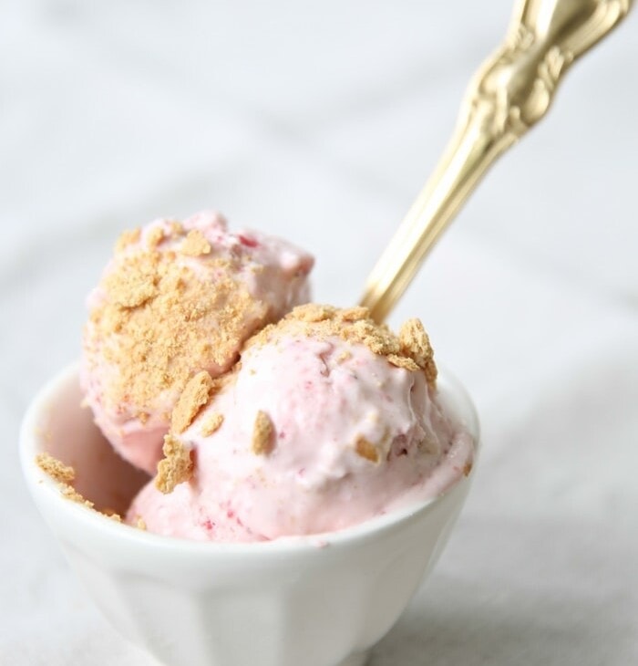No churn strawberry ice cream recipe