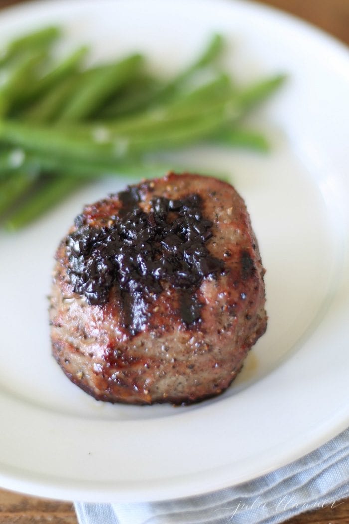 incredible red wine sauce for steak