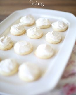Irresistible brown butter icing for cookies and cakes