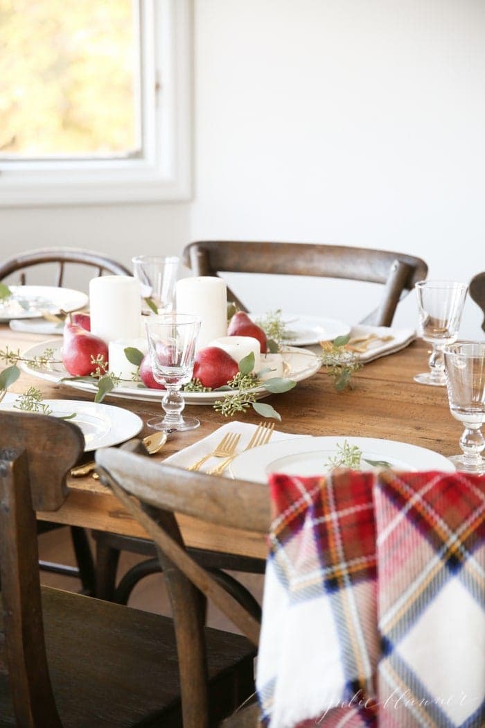 Step by step tutorial to create a last minute Thanksgiving centerpiece