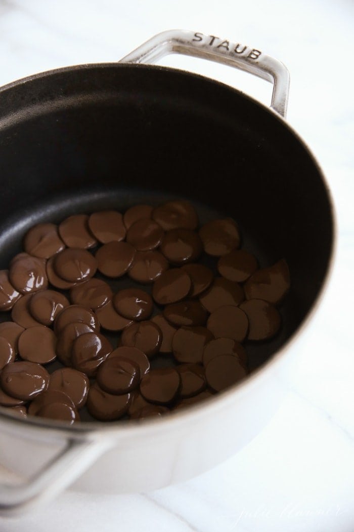 Chocolate wafers in a pot