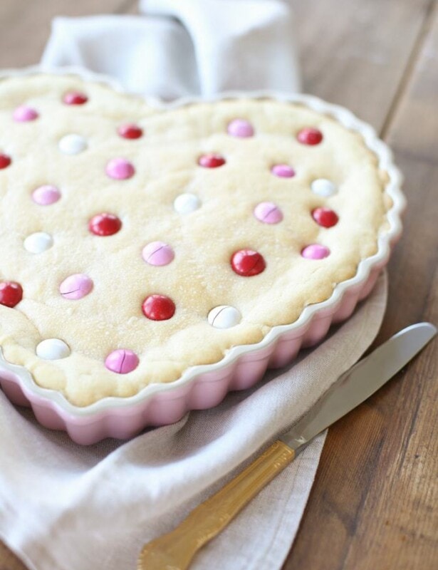The best sugar cookie recipe - perfect for birthdays and Valentine's Day