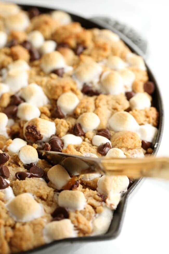 Peanut Butter S'mores Pie An Easy Crowd Pleaser Dessert Recipe