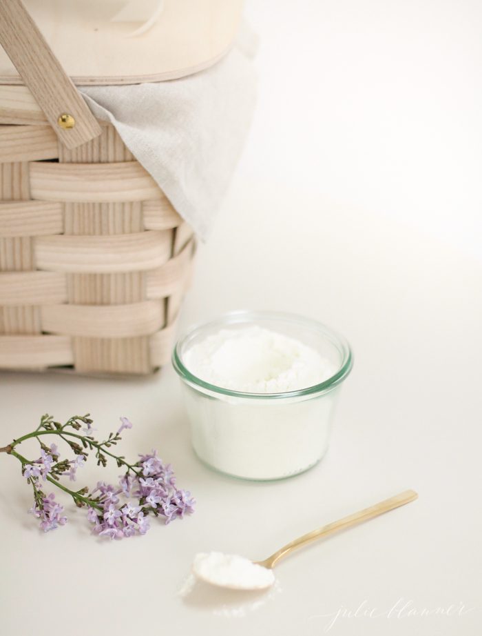 Easy and beautiful homemade bath milk - perfect bridesmaid or Mother's Day gift