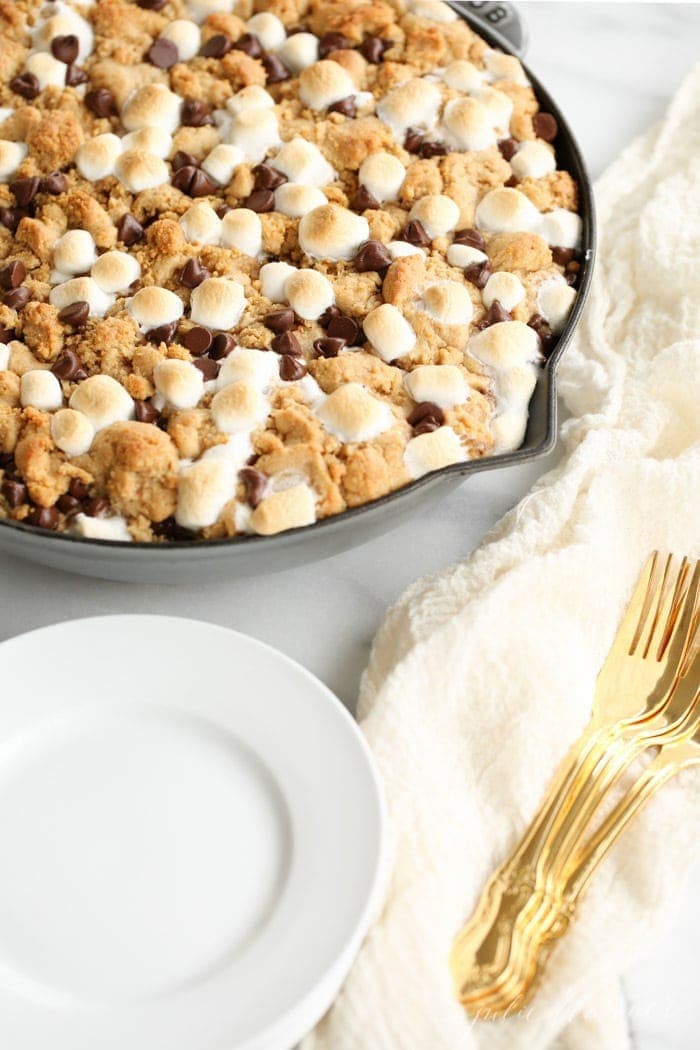 Peanut Butter S'mores Pie - An Easy Crowd Pleaser Dessert Recipe