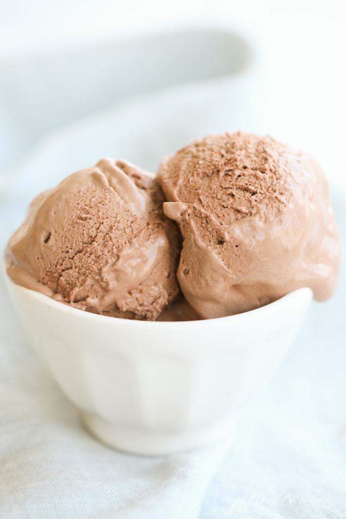 Easy 3 ingredient creamy chocolate ice cream recipe