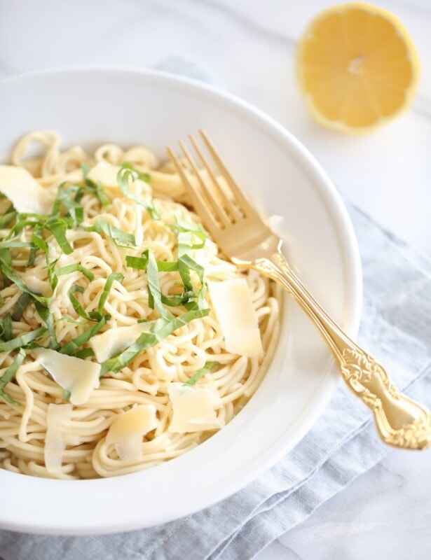 Easy basil lemon pasta recipe | a great weeknight dinner for spring and summer