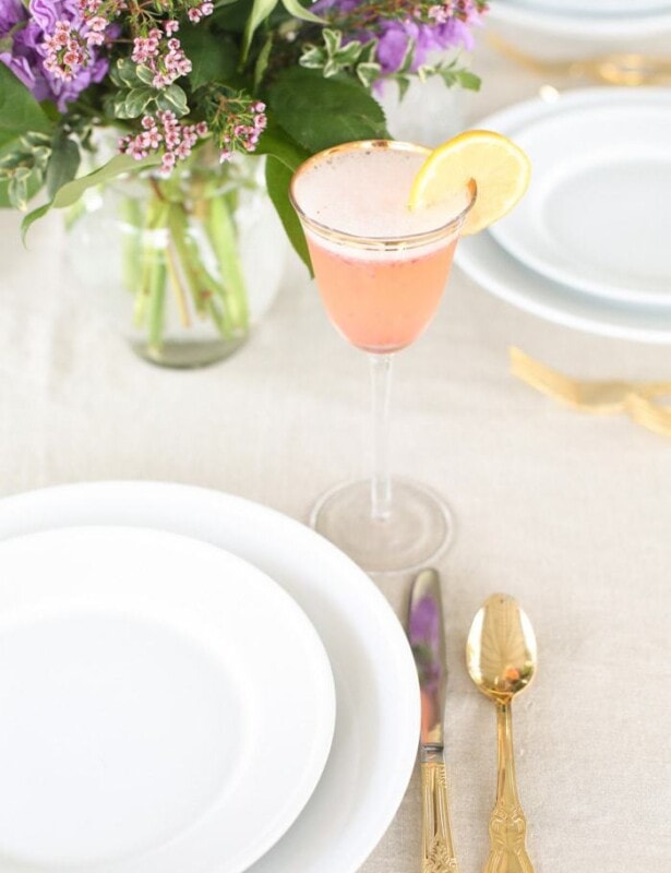 The best mimosa recipe for brunch or wedding shower