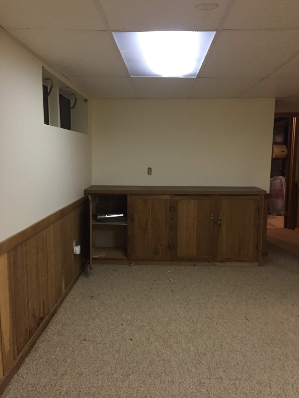 https://julieblanner.com/wp-content/uploads/2016/07/basement-before.jpg