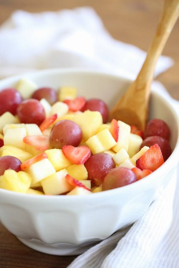 vanilla fruit salad recipe - a long time family favorite and great back-to-school lunch