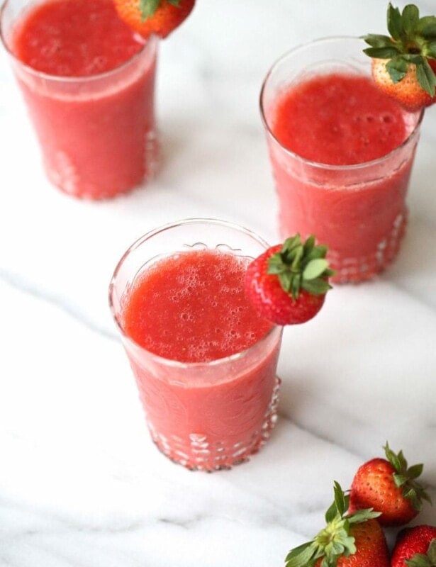 Easy 2 ingredient Champagne Slushies - the perfect summer sip