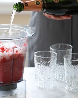 Easy 2 ingredient Champagne Slushies - the perfect summer sip