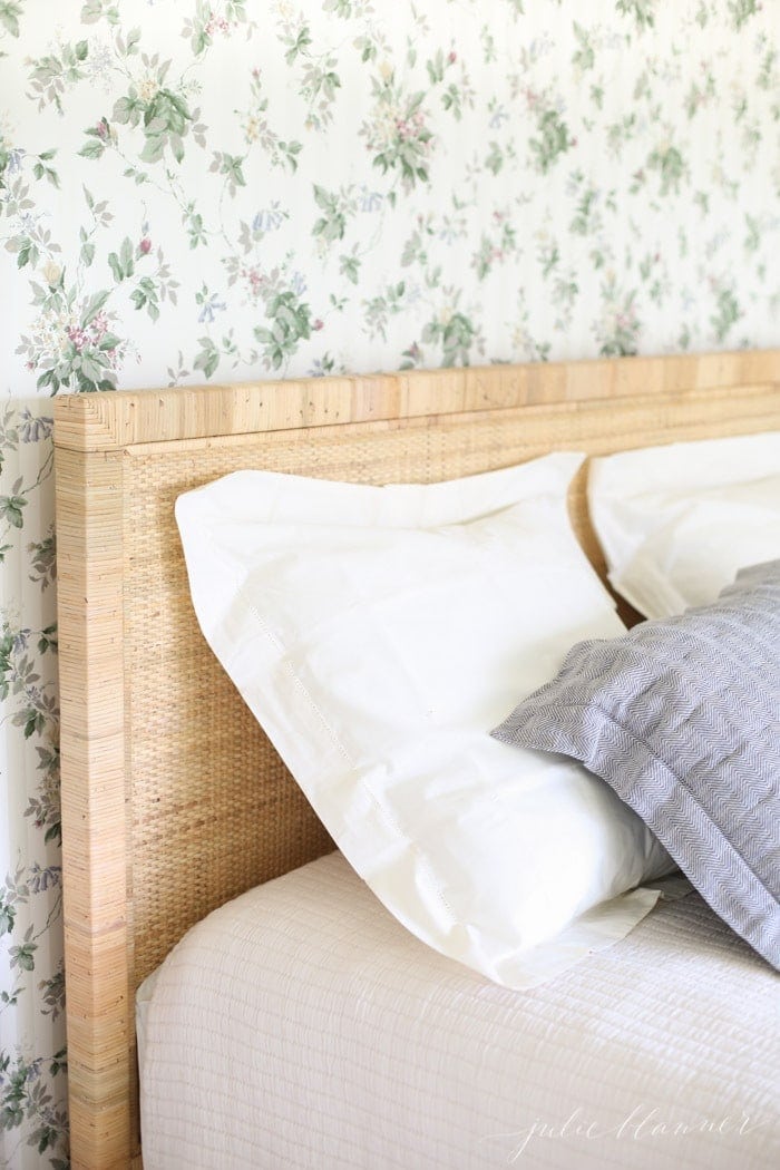 How to Decorate a Room with Dated Wallpaper