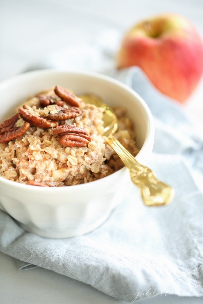 Easy Apple Pie Oatmeal Recipe How to Make Oatmeal from Scratch