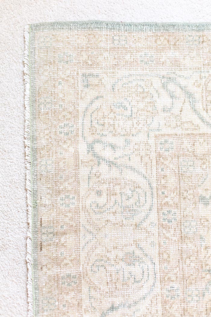 Tips for Purchasing a Traditional Rug