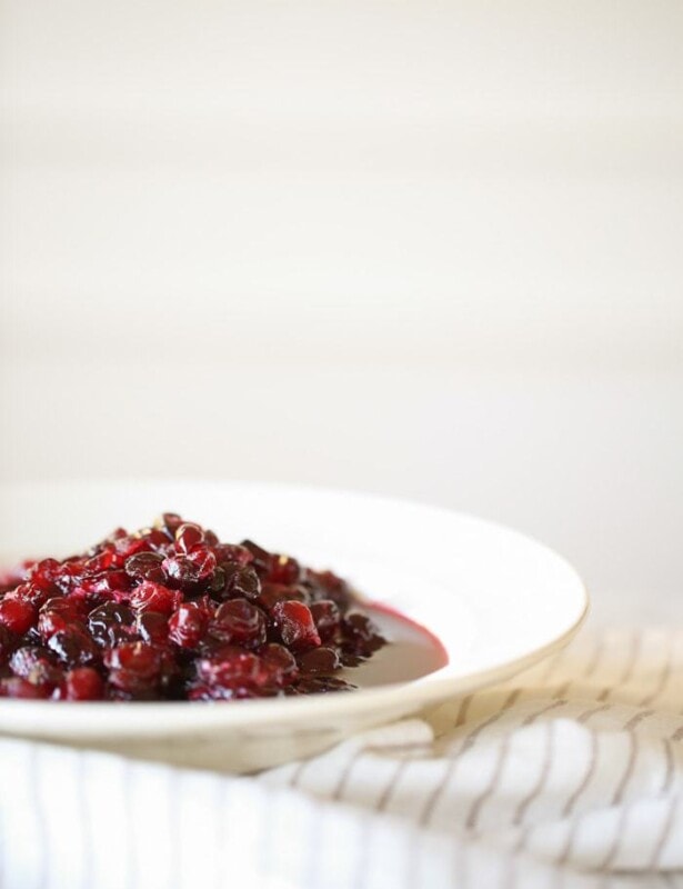 Easy cranberry sauce recipe - with red wine!