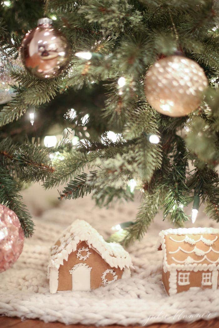 Nostalgic Christmas  Tree Decorating  Ideas in Blush Pink