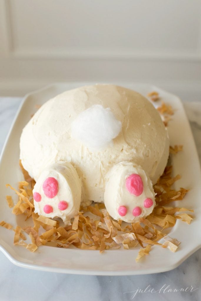 how to make a bunny butt cake - easy Easter dessert idea