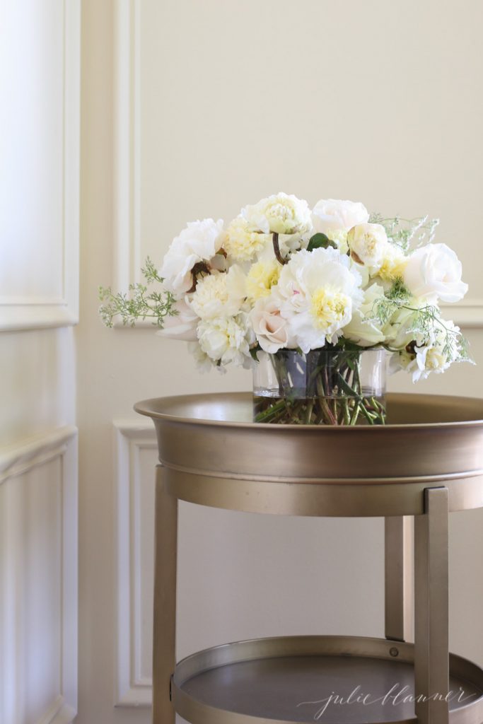 how to create a simple centerpiece for wedding, shower, and more!