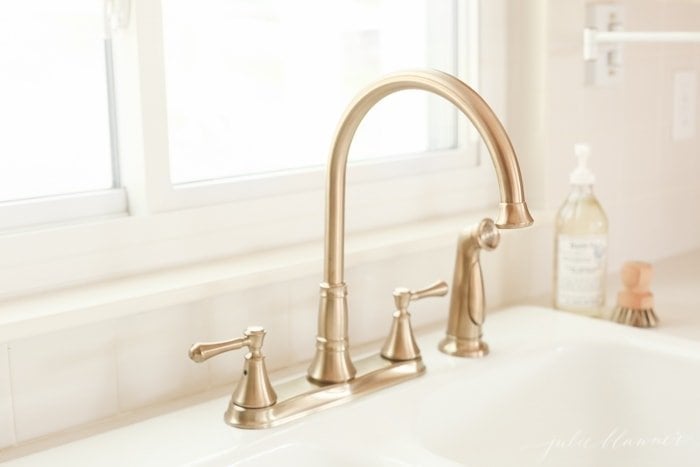 delta cassidy faucet in champagne bronze