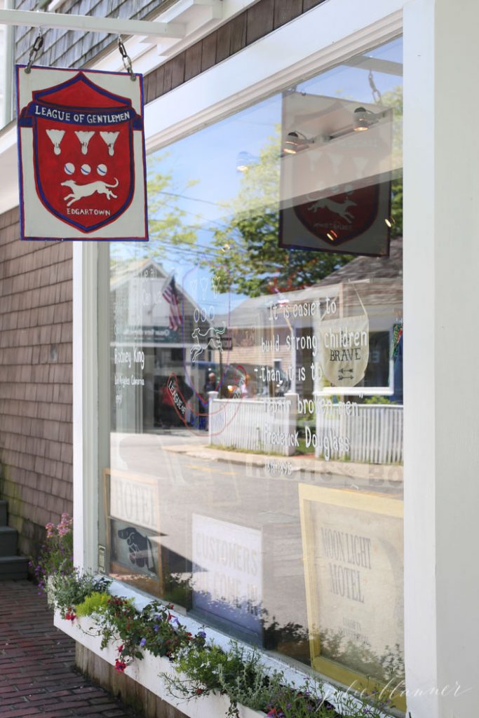 Martha's Vineyard boutiques | shopping in Edgartown