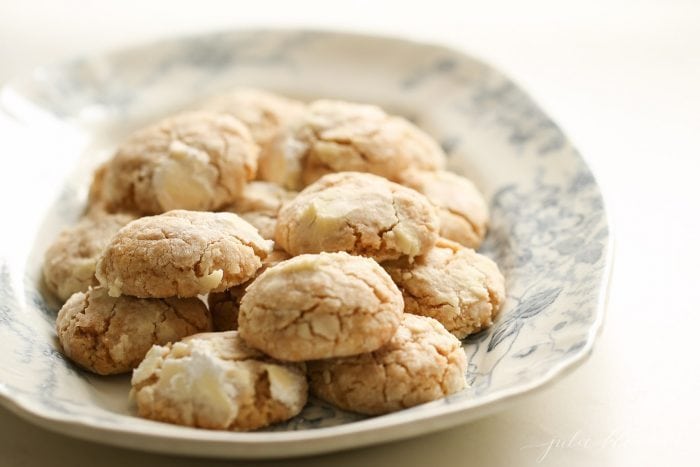 Crinkle cookies on a serving plate