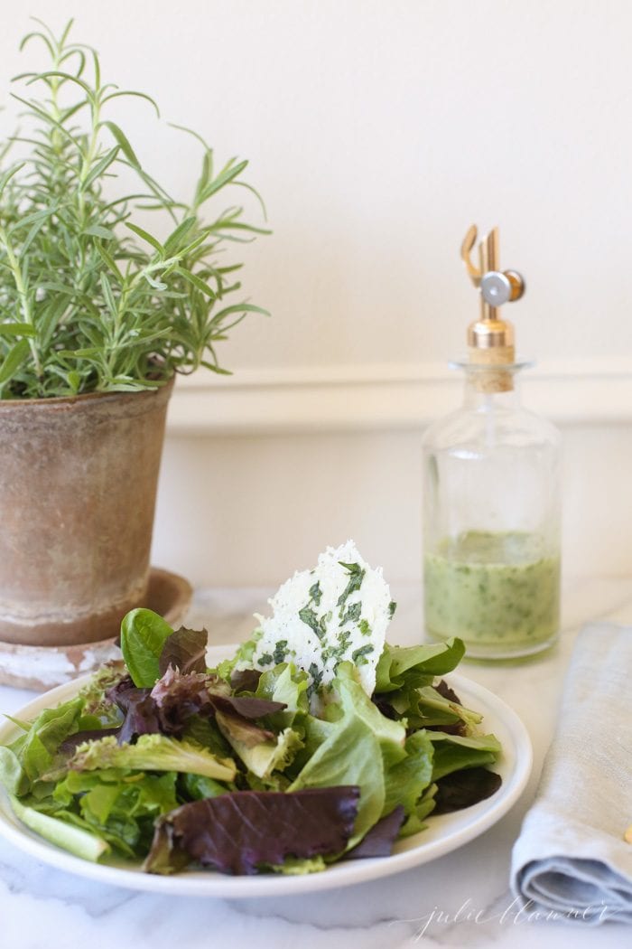 how to make an herb vinaigrette dressing